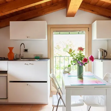 Casello A1 Modena Sud - Nido Sui Laghi 3* San Donnino della Nizzola