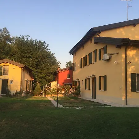 Casello A1 Modena Sud - Nido Sui Laghi Frühstückspension